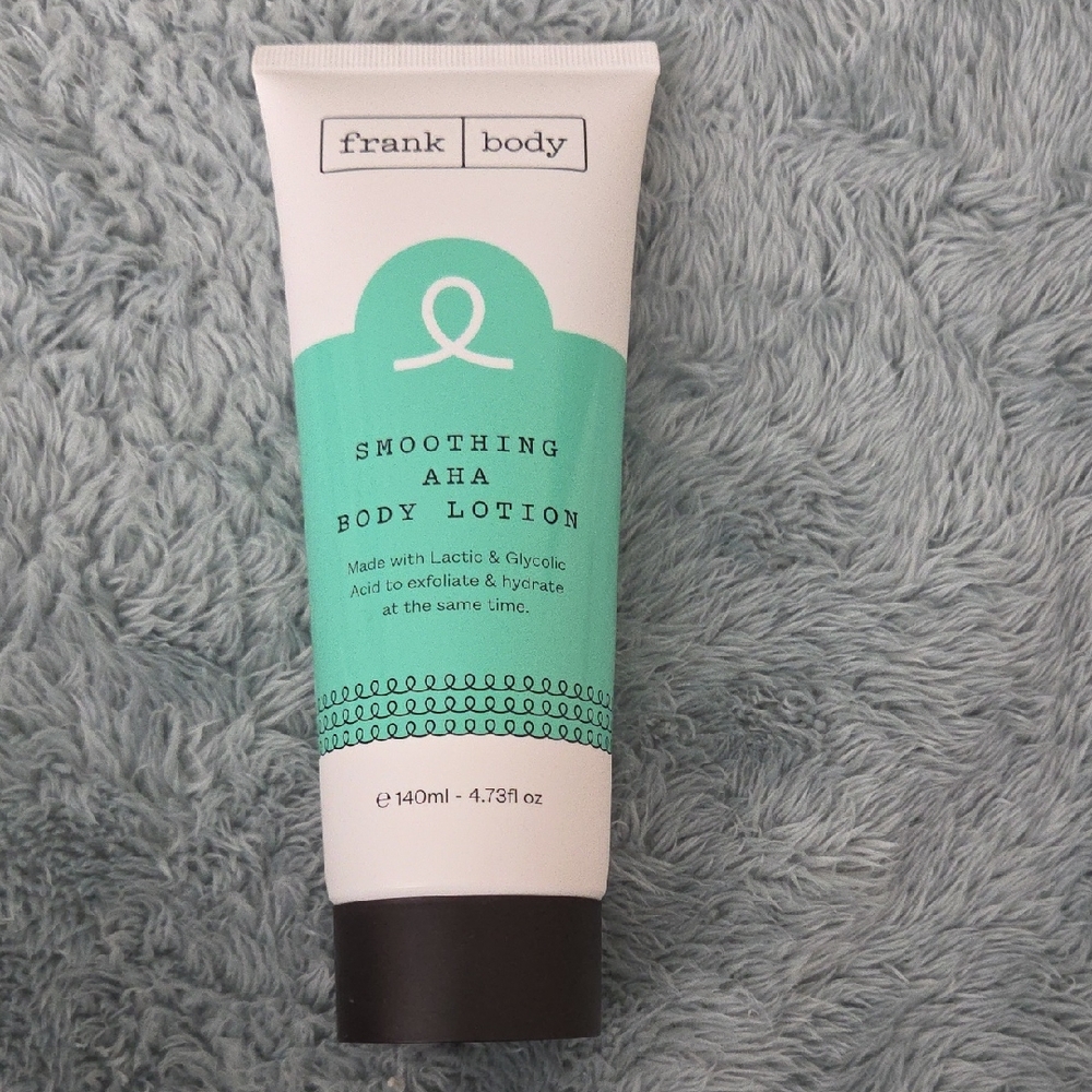 Frank Body Smoothing AHA Body Lotion - Mint & Black